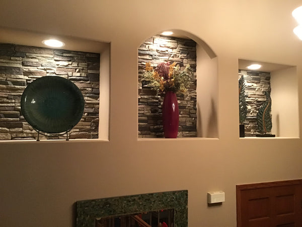 Lightning Ridge faux stone panel in Nature's Spirit – accent wall
