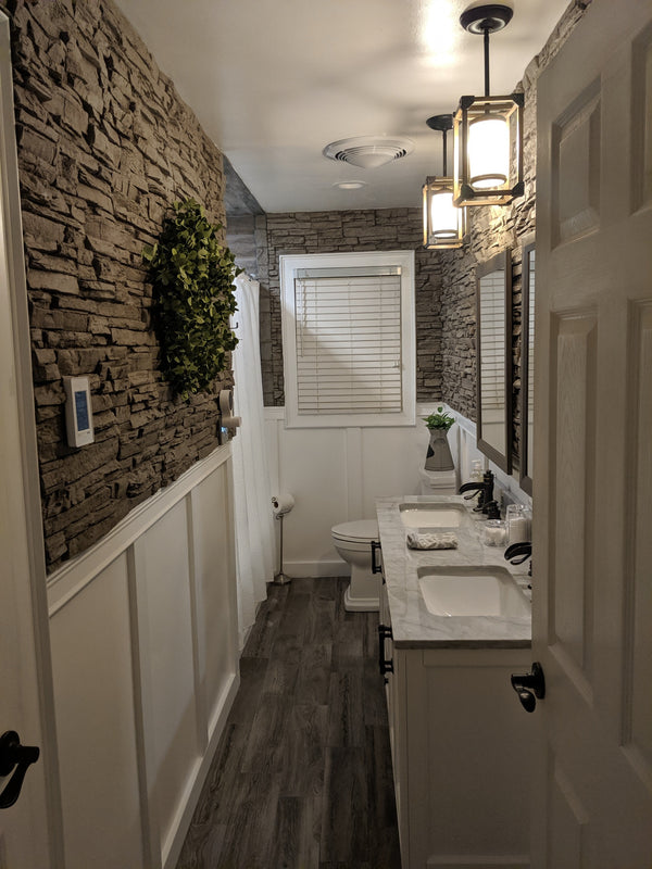 Lightning Ridge faux stone panel in Oyster Gray – bathroom wall
