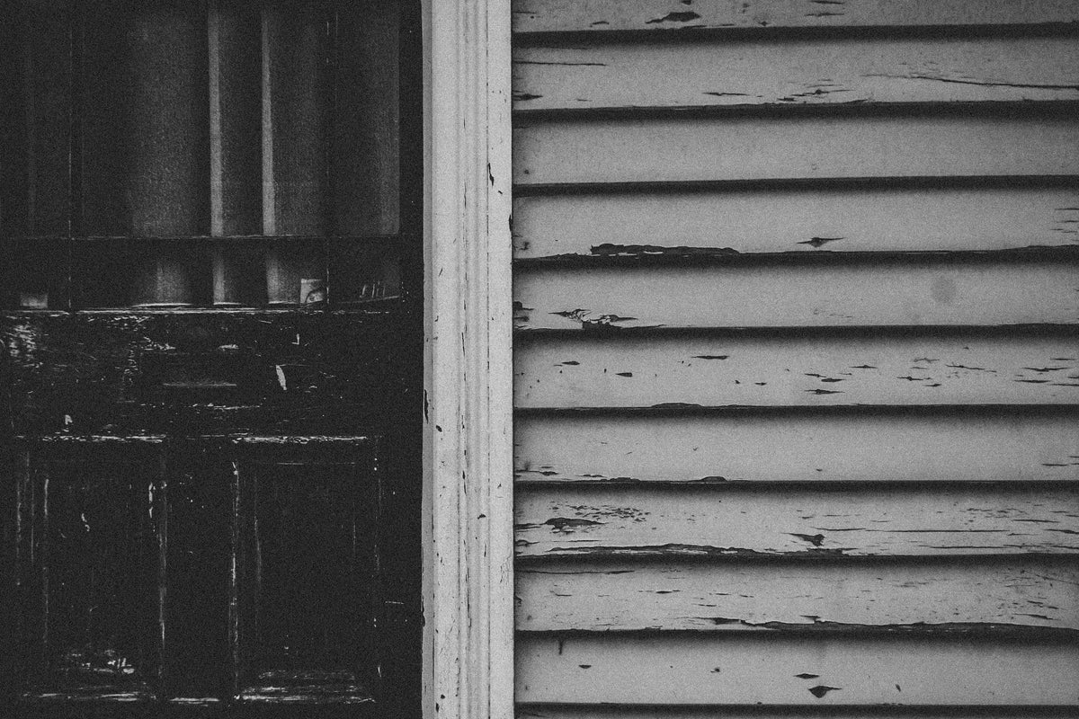 Faux Siding Excellence: Craftsmanship in Delivering High-Quality Architectural Solutions