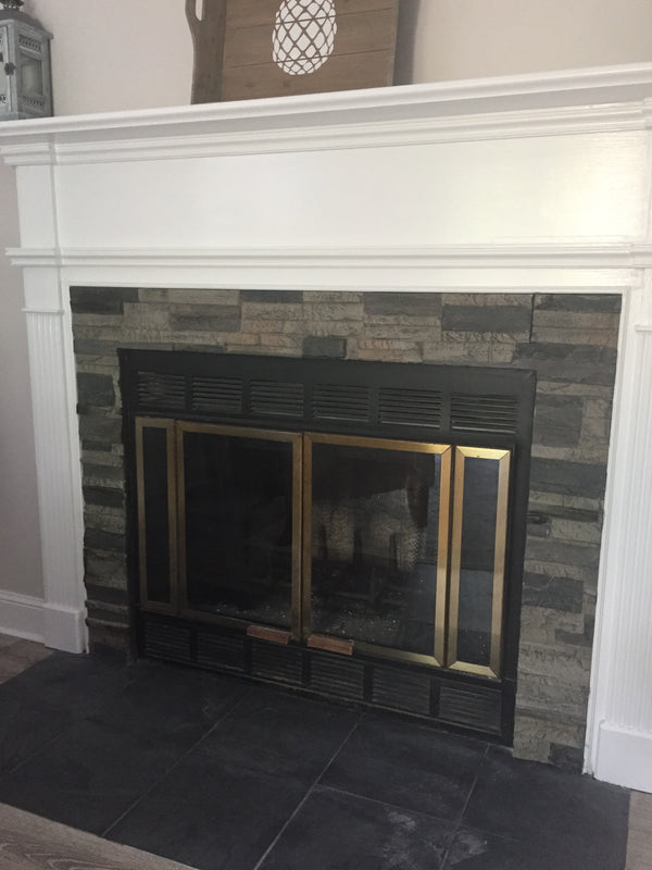Earth's Valley faux stone panel in Gray Fox – fireplace surround