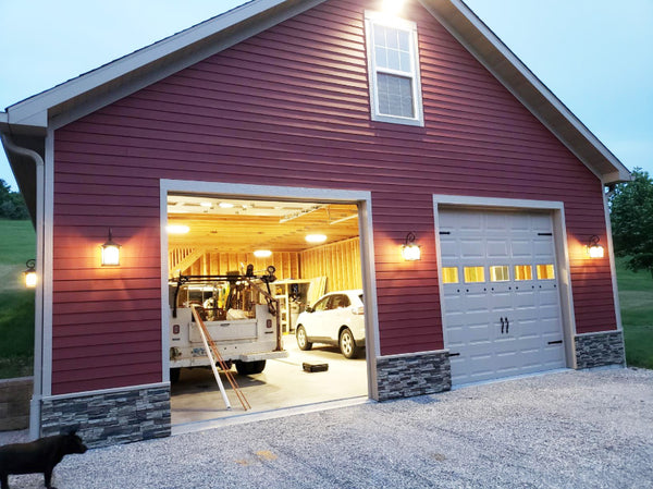 Lightning Ridge faux stone panel in Nature's Spirit – exterior siding